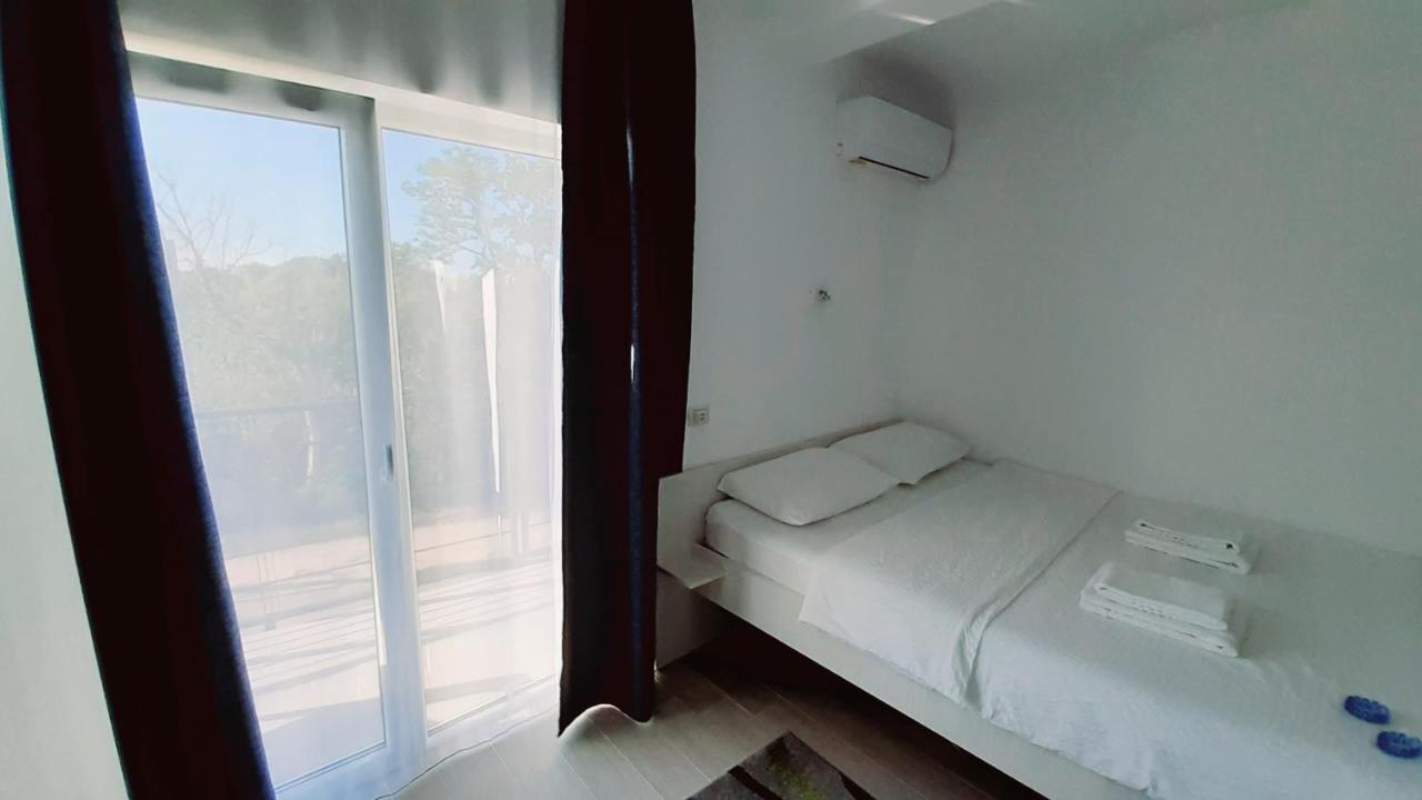 Vila Tropicana เอโฟรีเอซูด ภายนอก รูปภาพ